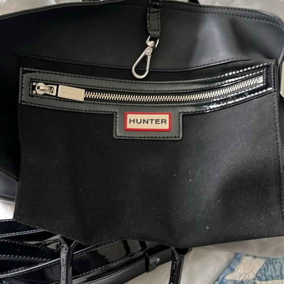 Hunter Rubber Handle Bag - Picture 4 of 9